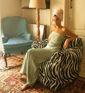 Donna Emam feet photo 13