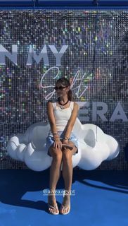Donna Emam feet photo 5