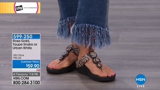 Donna Hicks feet photo 20