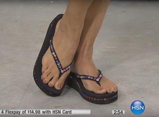 Donna Hicks feet photo 15