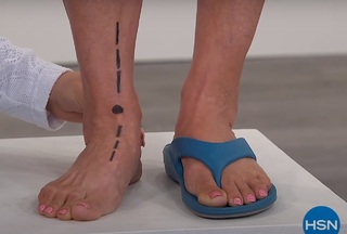 Donna Hicks feet photo 10