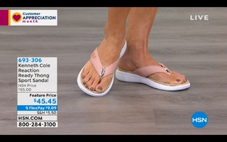 Donna Hicks feet photo 20