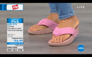 Donna Hicks feet photo 13