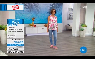 Donna Hicks feet photo 12