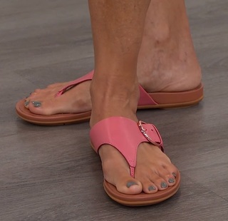 Donna Hicks feet photo 18
