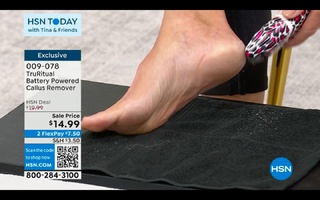 Donna Hicks feet photo 6