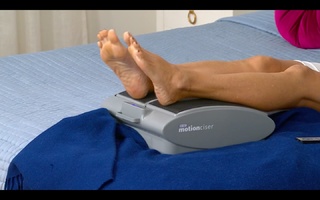 Donna Hicks feet photo 2