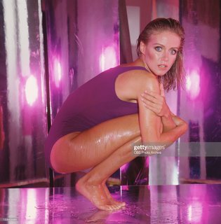 Donna Mills feet photo thumbnail