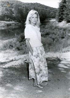 Donna Mills feet photo thumbnail