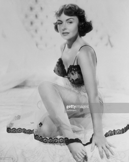 Donna Reed feet photo 9