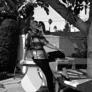 Donna Reed feet photo 13