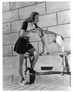 Donna Reed feet photo 11