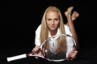 Donna Vekic feet photo thumbnail