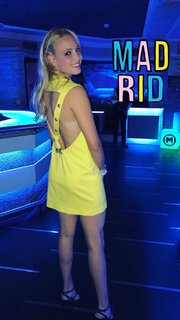 Donna Vekic feet photo thumbnail