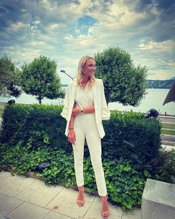 Donna Vekic feet photo thumbnail