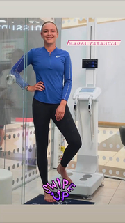 Donna Vekic feet photo thumbnail