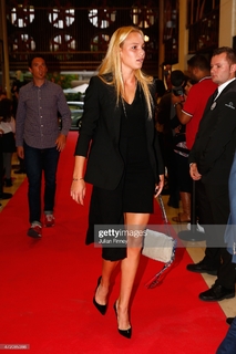 Donna Vekic feet photo thumbnail