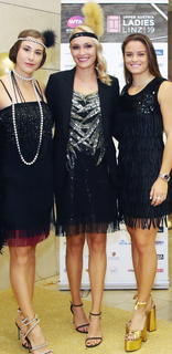 Donna Vekic feet photo thumbnail