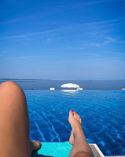 Donna Vekic feet photo thumbnail