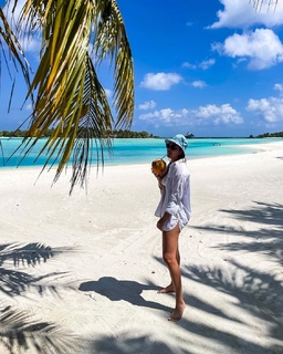 Donna Vekic feet photo thumbnail