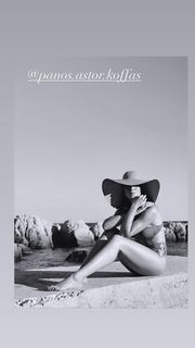 Dora Panteli feet photo thumbnail