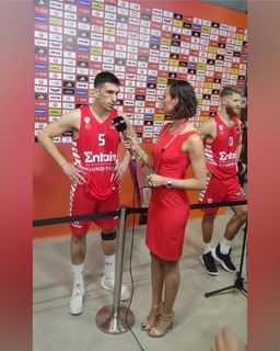 Dora Panteli feet photo thumbnail