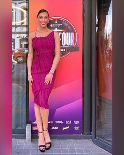 Dora Panteli feet photo thumbnail