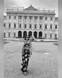 Dora Panteli feet photo thumbnail