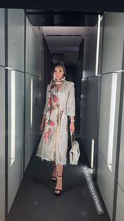 Dora Panteli feet photo thumbnail