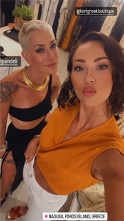 Dora Panteli feet photo thumbnail