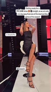 Dora Panteli feet photo thumbnail