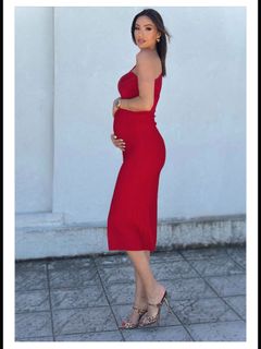 Dora Panteli feet photo thumbnail