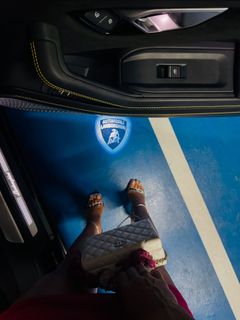 Dora Panteli feet photo thumbnail