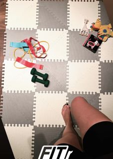 Dora Panteli feet photo 1