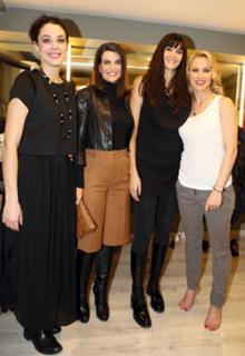 Doretta Papadimitriou feet photo thumbnail