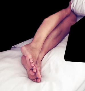 Doretta Papadimitriou feet photo thumbnail