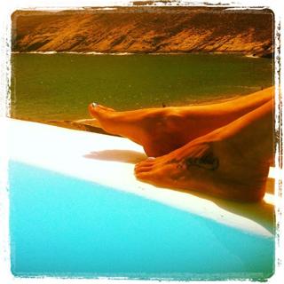 Doretta Papadimitriou feet photo thumbnail