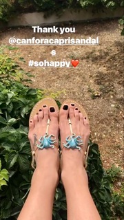 Doretta Papadimitriou feet photo thumbnail