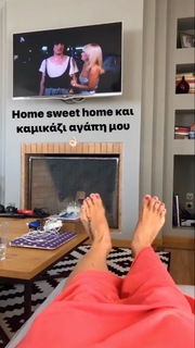 Doretta Papadimitriou feet photo thumbnail