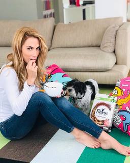 Doretta Papadimitriou feet photo thumbnail