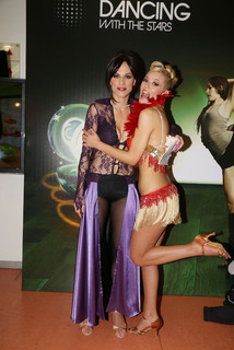 Doretta Papadimitriou feet photo thumbnail