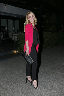 Doretta Papadimitriou feet photo thumbnail