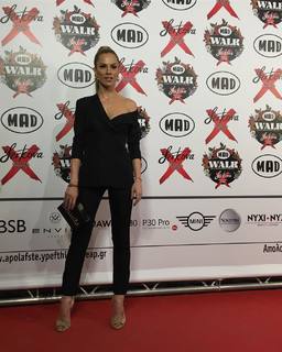 Doretta Papadimitriou feet photo thumbnail