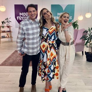 Doretta Papadimitriou feet photo thumbnail