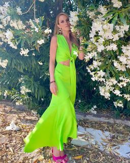 Doretta Papadimitriou feet photo thumbnail