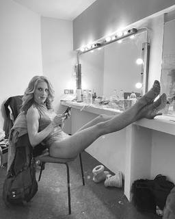 Doretta Papadimitriou feet photo thumbnail