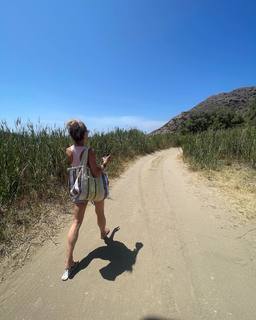 Doretta Papadimitriou feet photo thumbnail