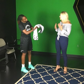 Doris Burke feet photo 10
