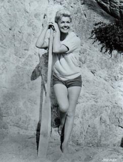 Doris Day feet photo thumbnail