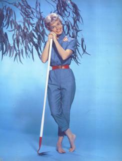 Doris Day feet photo thumbnail